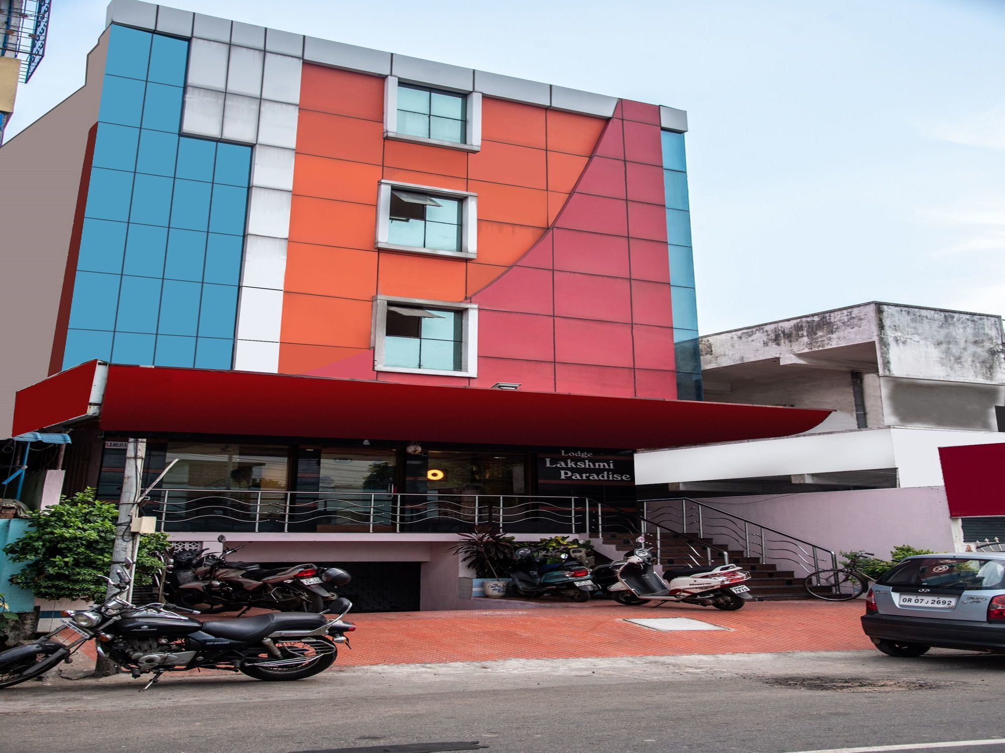 Oyo Hotel Lakshmi Paradise Visakhapatnam Buitenkant foto